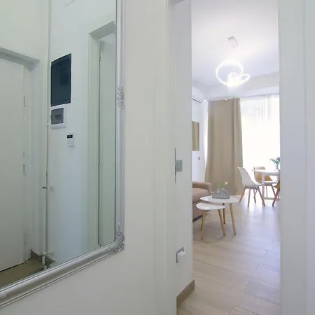 Apartment New Above Metro A Lucio Sestio *