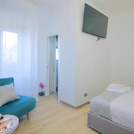 Apartment New Above Metro A Lucio Sestio