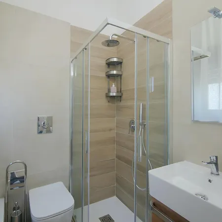 New Above Metro A Lucio Sestio * Rome